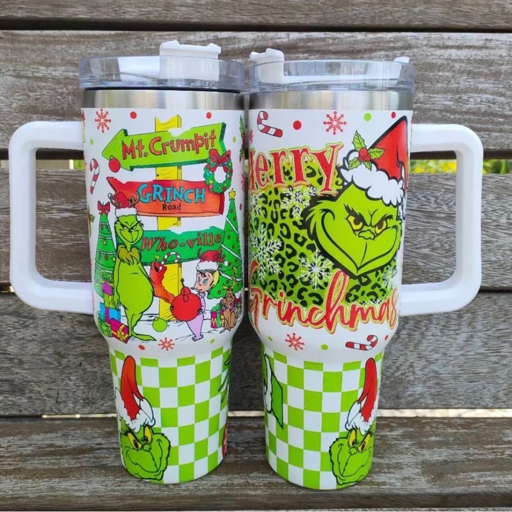 Super cute grinch tumblers - Picture 3 of 7